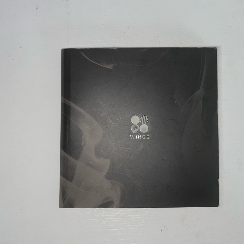 BTS WINGS album with CD and photobook